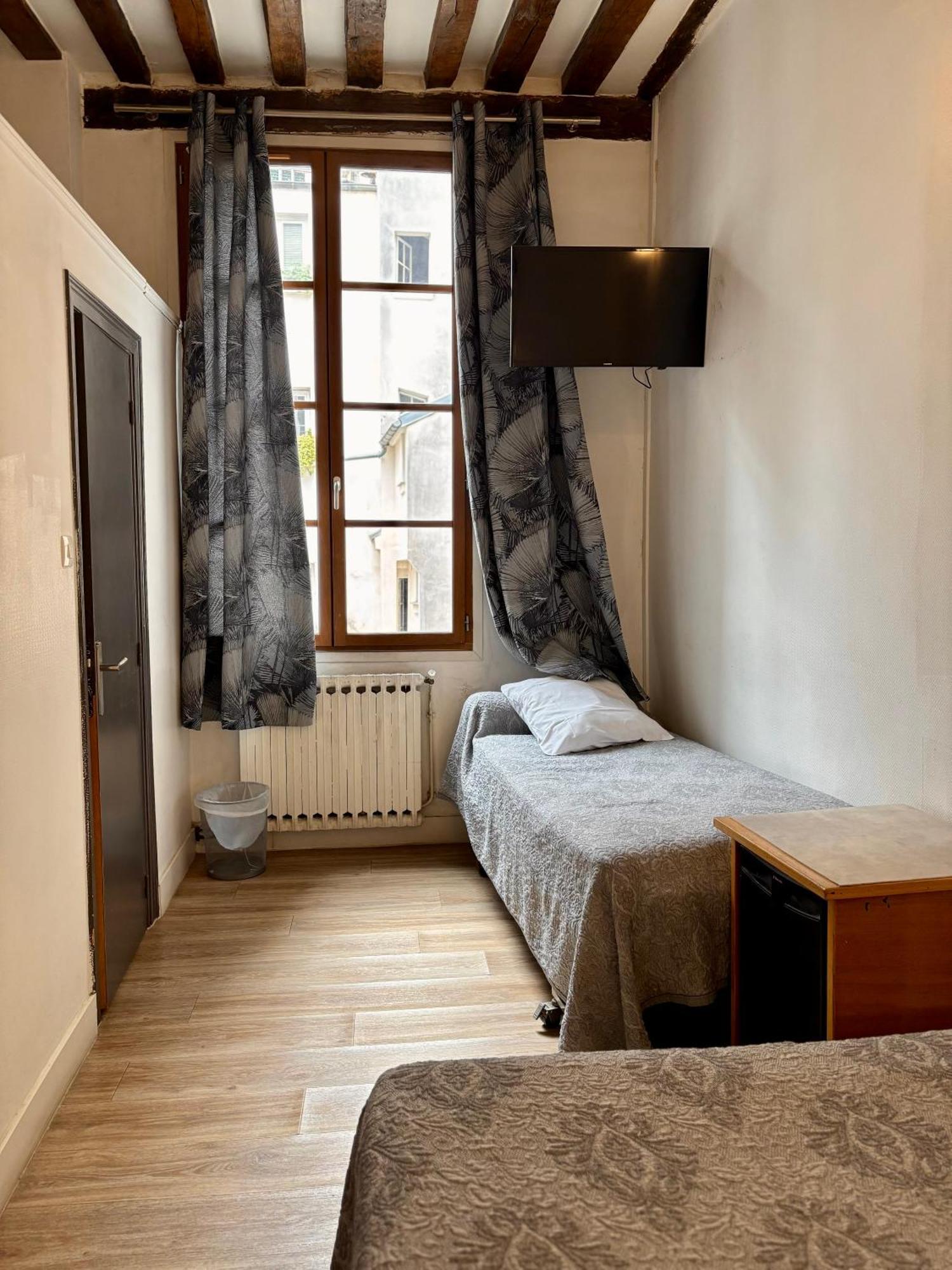 Hotel Des Fontaines Parigi Esterno foto