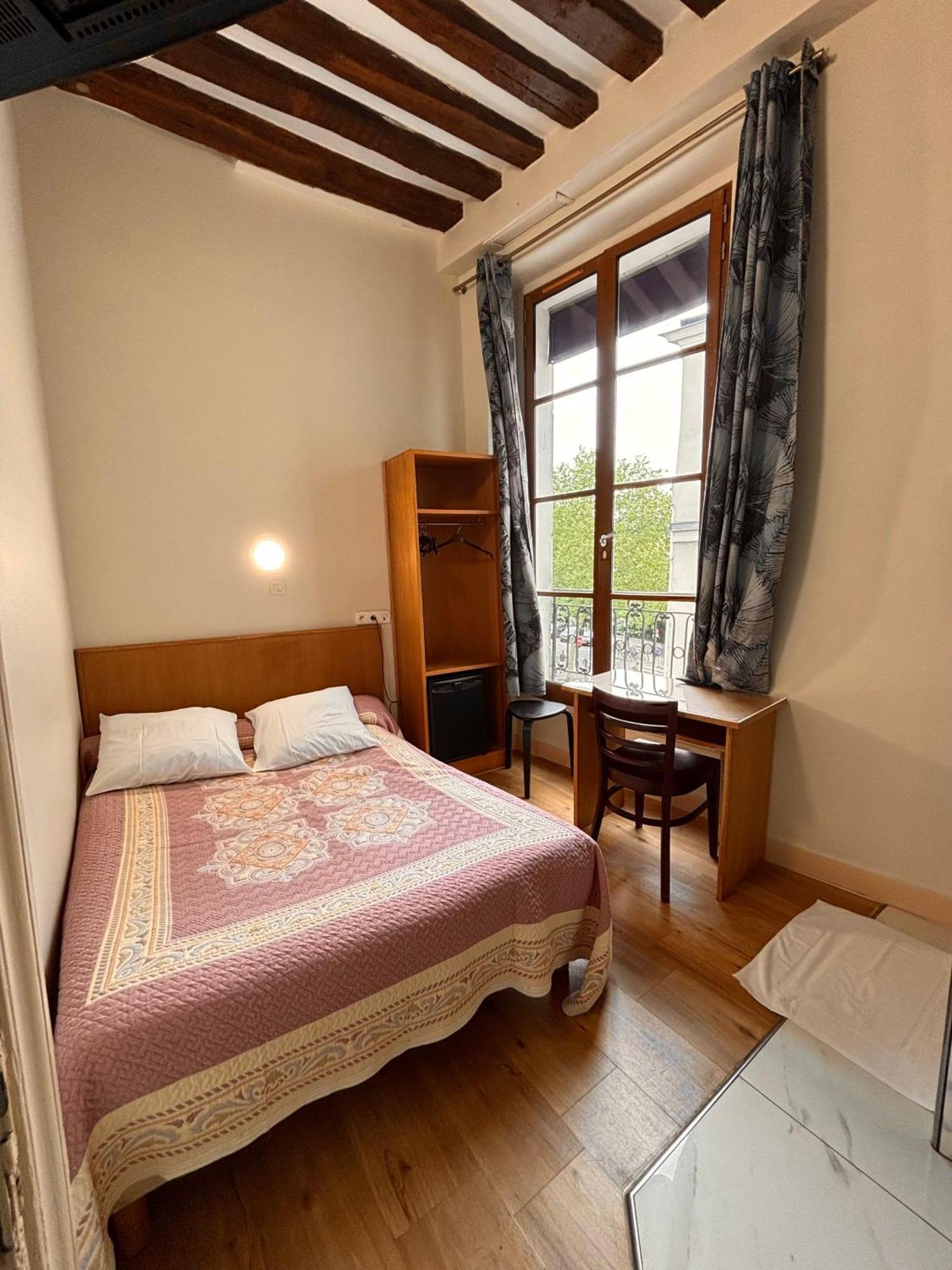 Hotel Des Fontaines Parigi Esterno foto